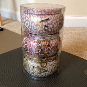 Voluspa Maison Blanc Two-Wick tin candle set